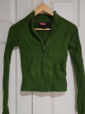 💚 Say What Green Ribbed Zip-Up Sweater – Fitted, Size S